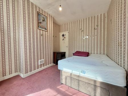 2 bedroom Terraced House for sale in Hart Road, Wednesfield, Wolverhampton, WV11