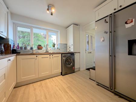 3 bedroom Detached house for sale in Levington Close, Perton, Wolverhampton, WV6