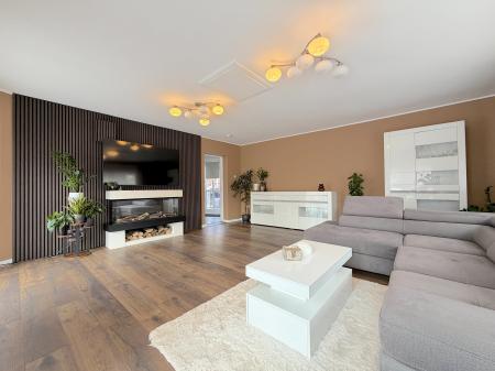 3 bedroom Semi-detached house for sale in Olinthus Avenue, Wednesfield, Wolverhampton, WV11