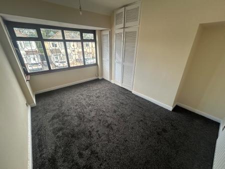 3 bedroom Semi-detached house to let in Waite Road, Willenhall, WV13