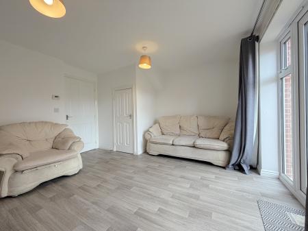 2 bedroom Terraced House to let in Jennie Lee Avenue, Wednesfield, WV11