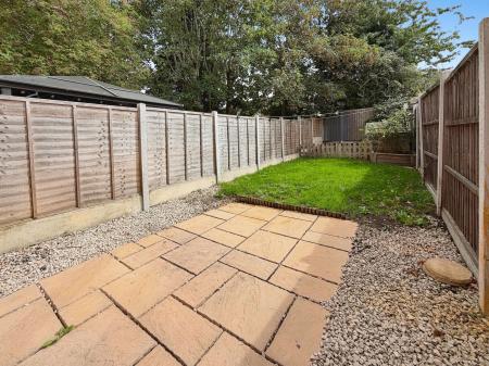 2 bedroom Terraced House to let in The Gables, Essington, WV11