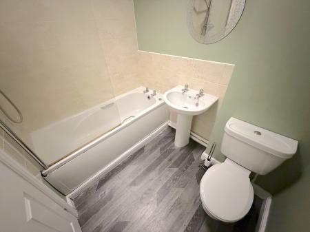 2 bedroom Terraced House to let in The Gables, Essington, WV11