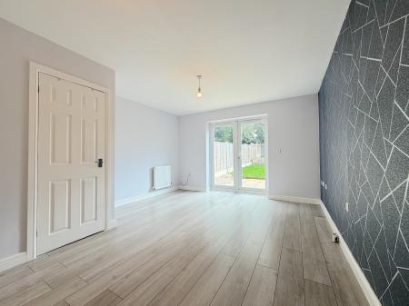 2 bedroom Terraced House to let in The Gables, Essington, WV11