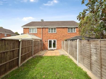 2 bedroom Terraced House to let in The Gables, Essington, WV11
