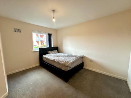 2 bedroom Apartment for sale in Broad Gauge Way, Wolverhampton City Centre, Wolverhampton, WV10
