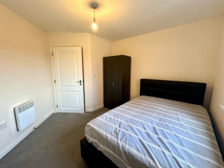 2 bedroom Apartment for sale in Broad Gauge Way, Wolverhampton City Centre, Wolverhampton, WV10