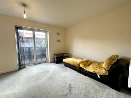 2 bedroom Apartment for sale in Broad Gauge Way, Wolverhampton City Centre, Wolverhampton, WV10