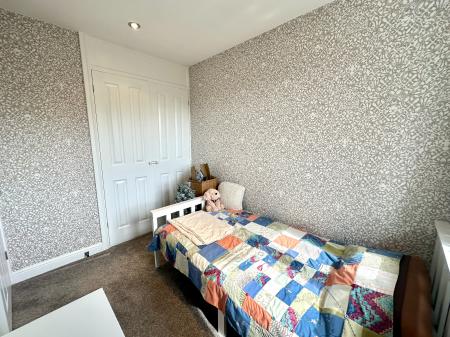 2 bedroom Semi-detached house for sale in Hawkswell Drive, Wolverhampton, WV13
