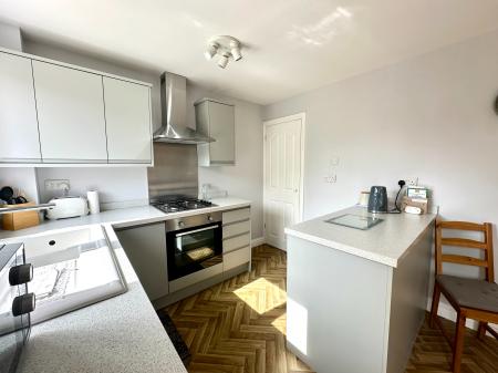 2 bedroom Semi-detached house for sale in Hawkswell Drive, Wolverhampton, WV13