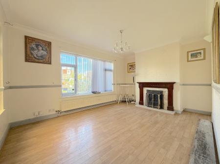 2 bedroom Semi-detached house for sale in Friesland Drive, Heath Town, Wolverhampton, WV1