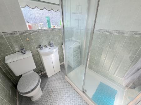 2 bedroom Semi-detached house for sale in Friesland Drive, Heath Town, Wolverhampton, WV1