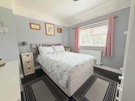 2 bedroom Terraced House for sale in Castlebridge Road, Wednesfield, Wolverhampton, WV11