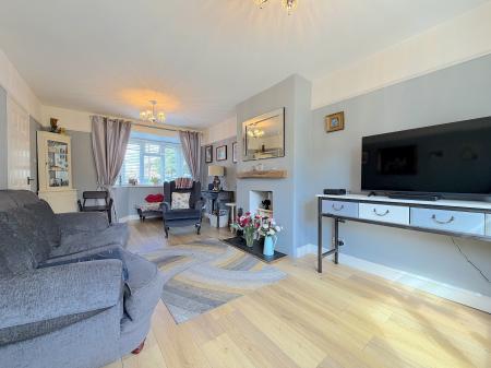 2 bedroom Terraced House for sale in Castlebridge Road, Wednesfield, Wolverhampton, WV11