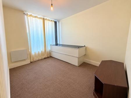 2 bedroom Flat for sale in Junction Road, Ettingshall, Wolverhampton, WV2