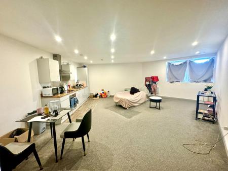 2 bedroom Apartment to let in Church Street, Wolverhampton, WV2