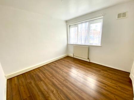 1 bedroom Flat to let in Hellier Road, Wolverhampton, WV10