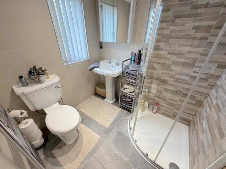 4 bedroom Semi-detached house for sale in Lower Prestwood Road, Wednesfield, Wolverhampton, WV11