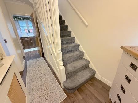 4 bedroom Semi-detached house for sale in Lower Prestwood Road, Wednesfield, Wolverhampton, WV11