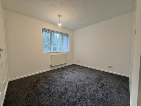 4 bedroom Detached house to let in Bluebell Crescent, Wednesfield, WV11