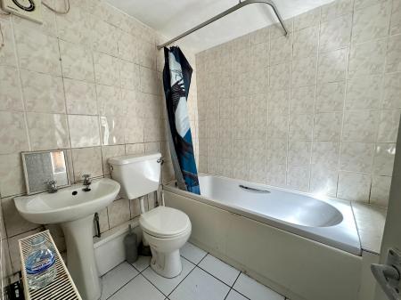 3 bedroom Terraced House for sale in Willenhall Road, Wolverhampton, WV1