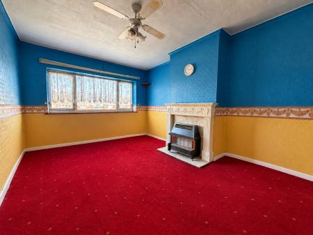1 bedroom Flat for sale in Merrick Road, Wednesfield, Wolverhampton, WV11
