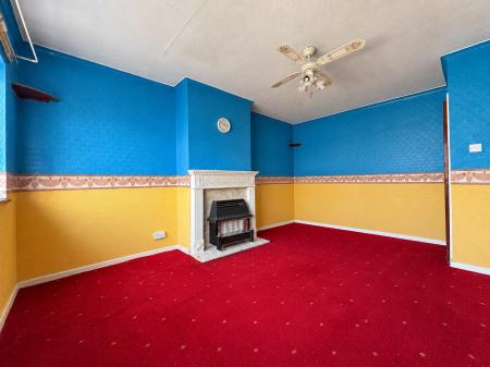 1 bedroom Flat for sale in Merrick Road, Wednesfield, Wolverhampton, WV11