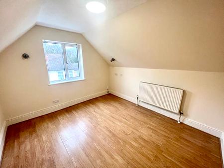 5 bedroom Semi-detached house to let in Hordern Road, Wolverhampton, WV6