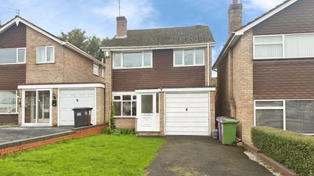 Chelston Drive, Wolverhampton, WV6