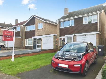 3 bedroom Flat to let in Chelston Drive, Wolverhampton, WV6
