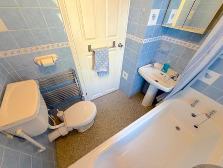 2 bedroom Semi-detached house for sale in Pickering Road, Wednesfield, Wolverhampton, WV11