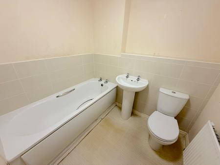 3 bedroom Semi-detached house for sale in Greenock Crescent, Parkfields, Wolverhampton, WV4