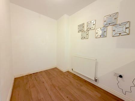 3 bedroom Semi-detached house for sale in Greenock Crescent, Parkfields, Wolverhampton, WV4