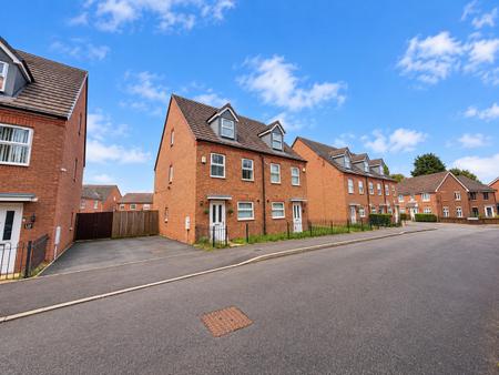 3 bedroom Semi-detached house for sale in Greenock Crescent, Parkfields, Wolverhampton, WV4