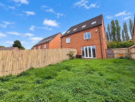 3 bedroom Semi-detached house for sale in Greenock Crescent, Parkfields, Wolverhampton, WV4