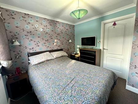 3 bedroom Semi-detached house for sale in Exbury Close, Pendeford, Wolverhampton, WV9