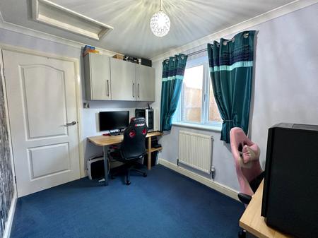 3 bedroom Semi-detached house for sale in Exbury Close, Pendeford, Wolverhampton, WV9
