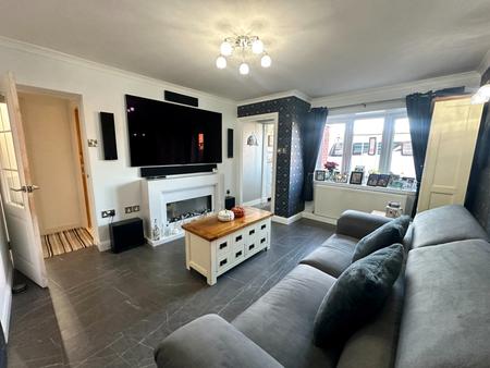 3 bedroom Semi-detached house for sale in Exbury Close, Pendeford, Wolverhampton, WV9