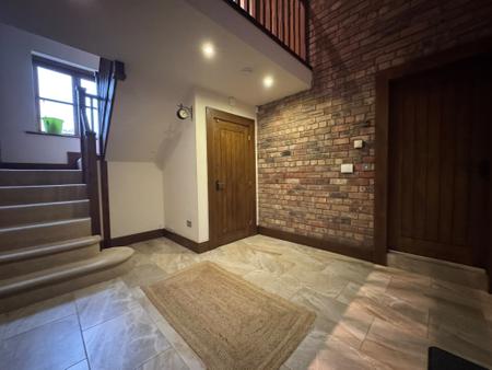 4 bedroom Barn Conversion to let in Lodge Lane, Cannock, WS11