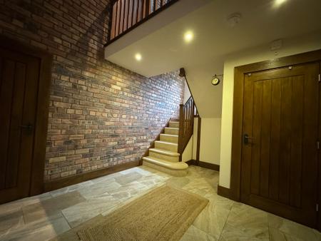 4 bedroom Barn Conversion to let in Lodge Lane, Cannock, WS11