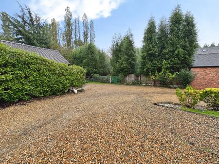 4 bedroom Barn Conversion to let in Lodge Lane, Cannock, WS11