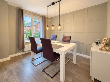 3 bedroom Detached house for sale in Clare Grove, Wednesfield, Wolverhampton, WV11