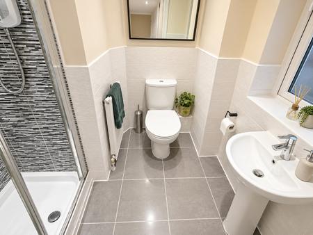 3 bedroom Detached house for sale in Clare Grove, Wednesfield, Wolverhampton, WV11