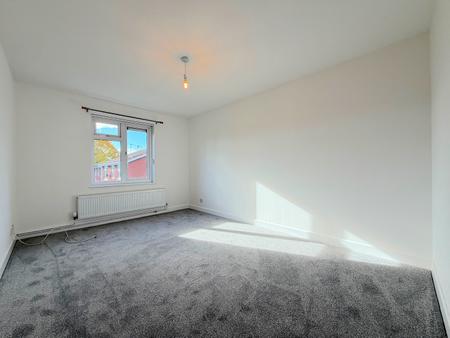 2 bedroom Maisonette for sale in Hambledon Close, Pendeford, Wolverhampton, WV9