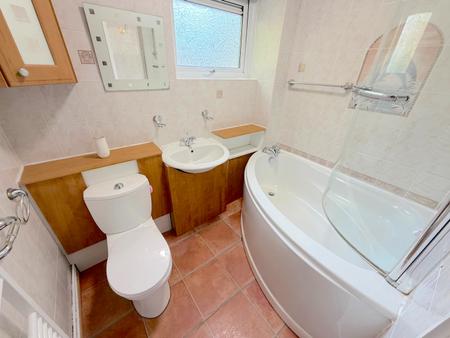 2 bedroom Maisonette for sale in Hambledon Close, Pendeford, Wolverhampton, WV9