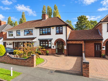 3 bedroom Semi-detached house for sale in Newbolds Road, Fallings Park, Wolverhampton, WV10