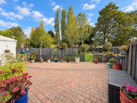 3 bedroom Semi-detached house for sale in Newbolds Road, Fallings Park, Wolverhampton, WV10