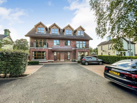 3 bedroom Duplex for sale in Alpha Mews, Lisburn, BT27