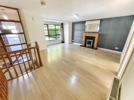 3 bedroom Duplex for sale in Alpha Mews, Lisburn, BT27