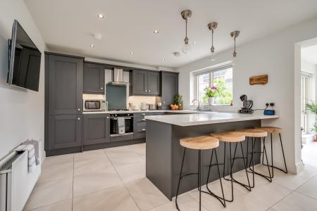 3 bedroom Semi-detached house for sale in Ayrshire Avenue, Lisburn, BT28